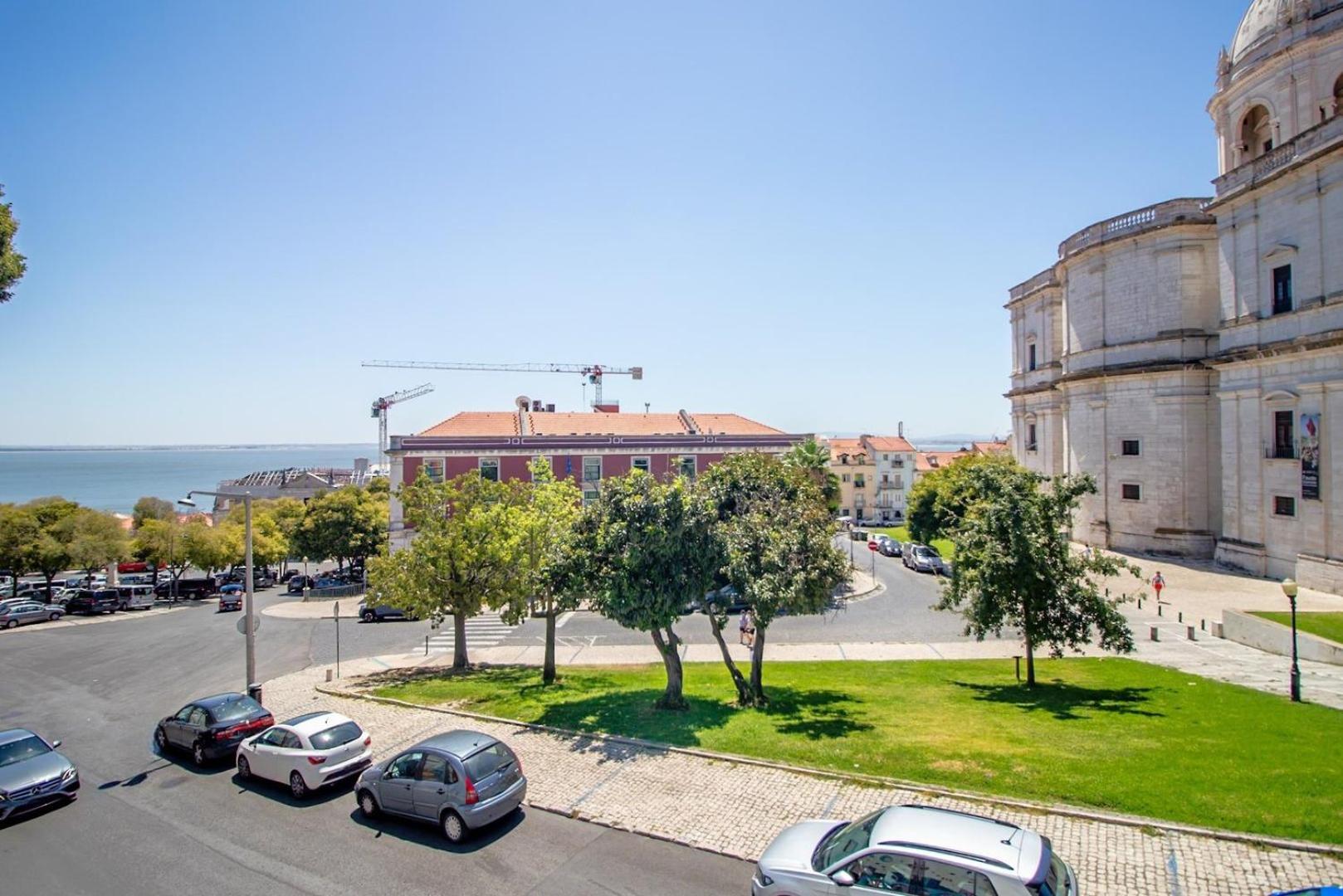 Cosy Duplex Rooftoop W/ Ac | By Airnest * Lisboa